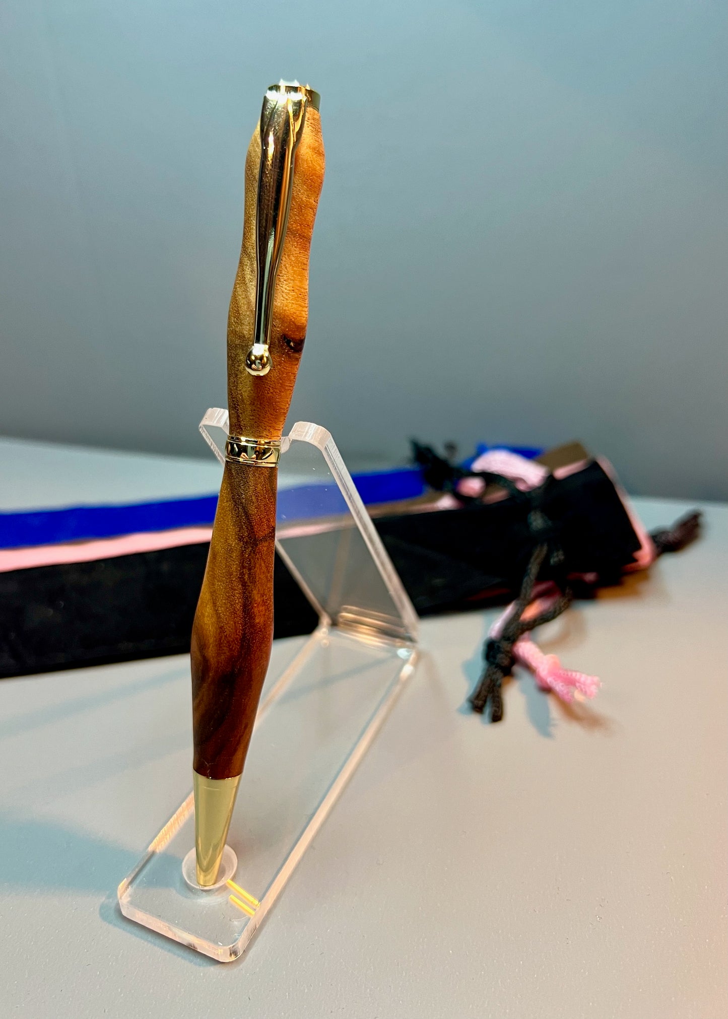 Canary-wood / Gold Pen