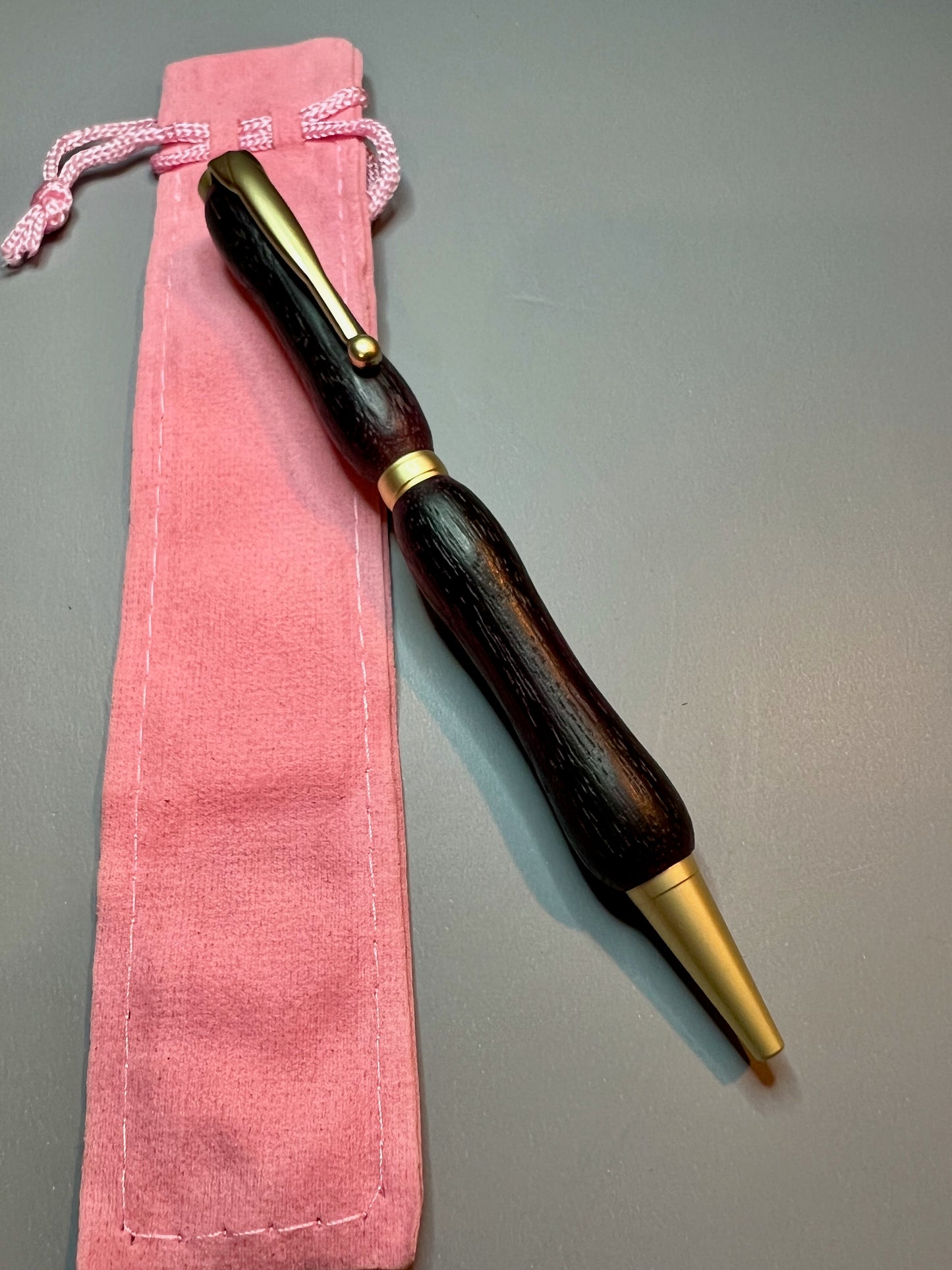 Burnt Purple Heart / Satin Gold Pen