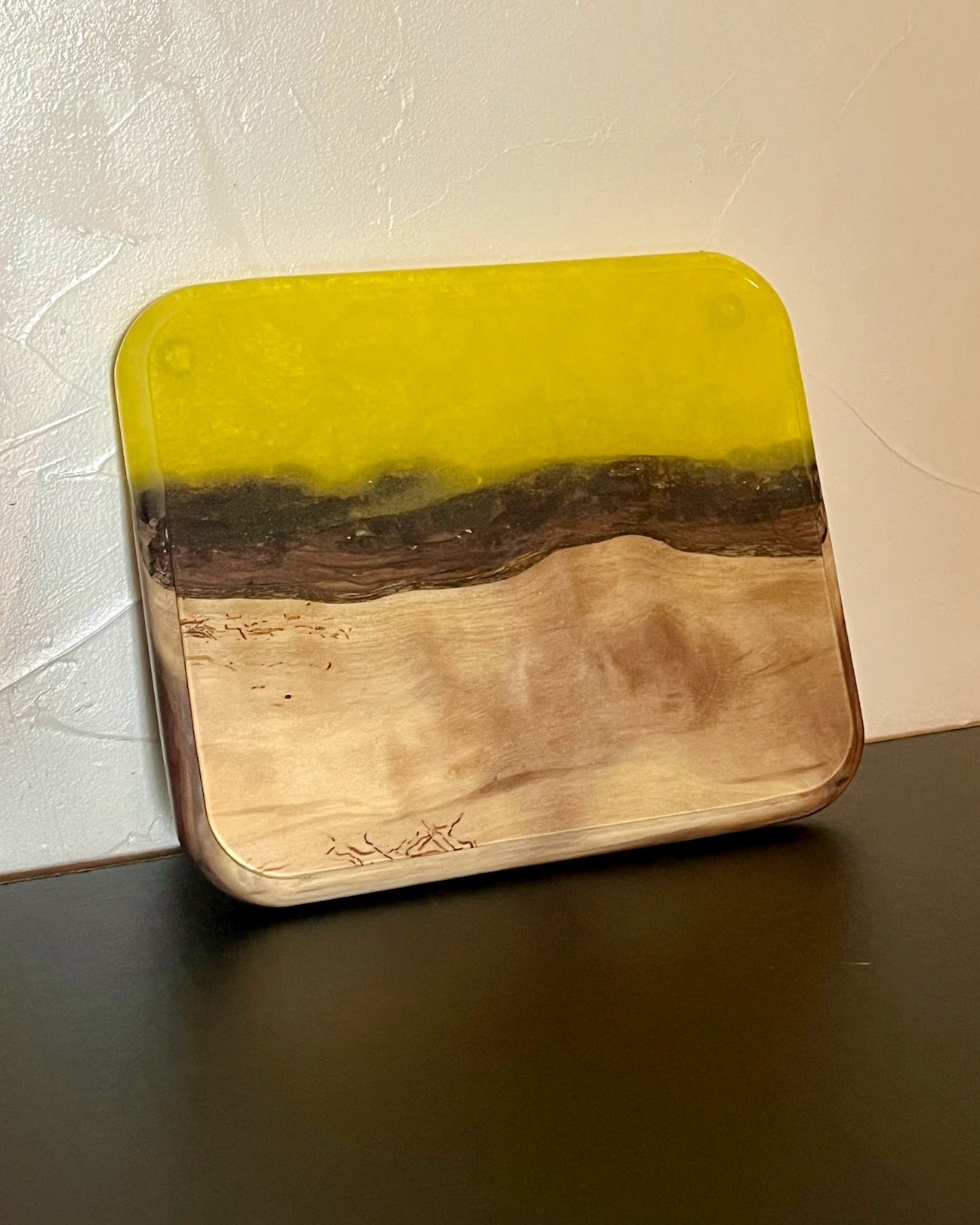 Resin & Wood Compact Charcuterie Board
