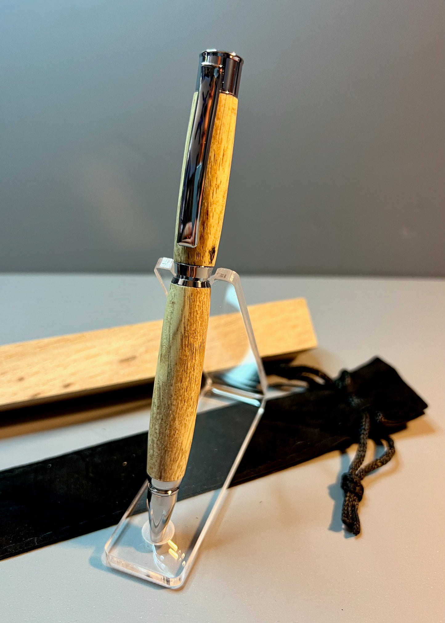Luxury Twist Pen