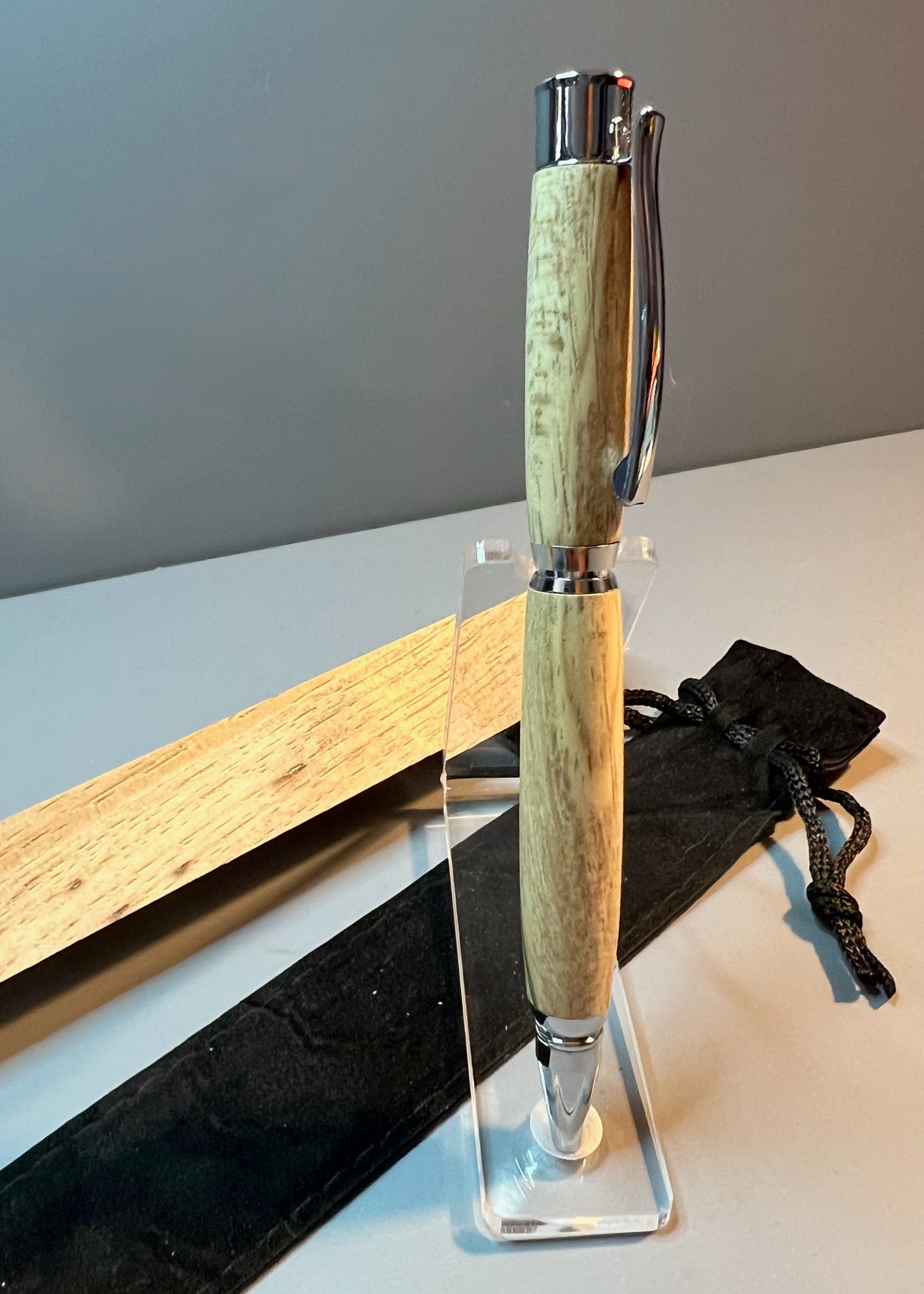 Luxury Twist Pen